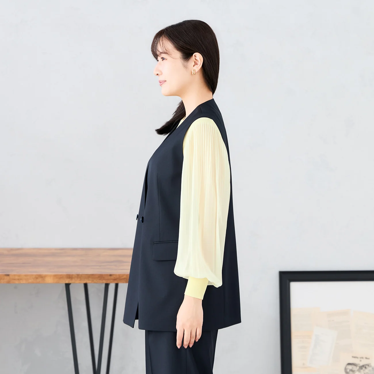 Stretch Bright Twill Double-Breasted Vest - Navy - Image 3