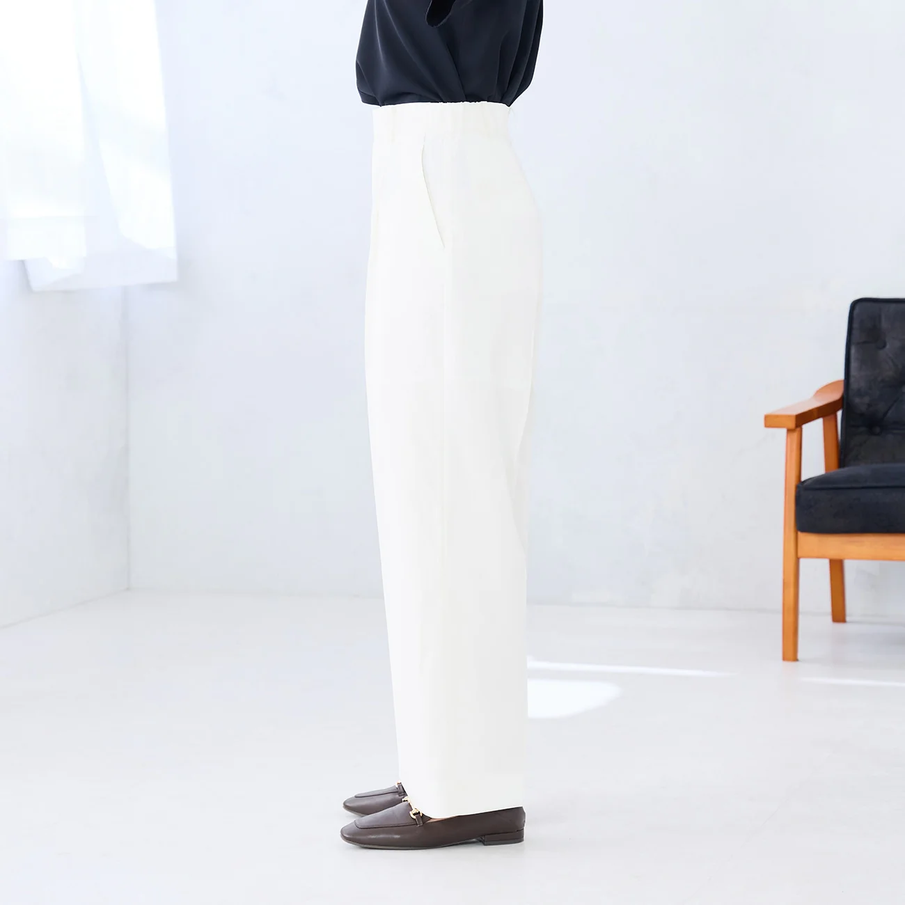 BALLERINA Heat Block Wide Pants - White - Image 10