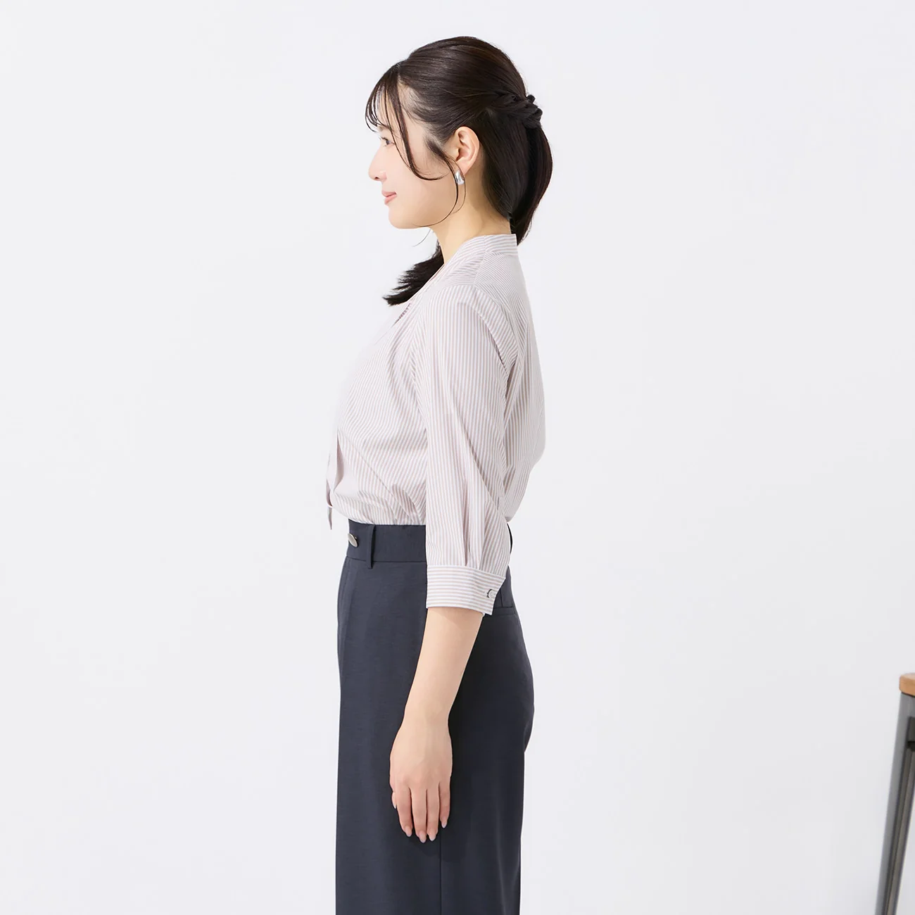 Women's Stripe Narrow Bow Tie Three-Quarter Sleeve Shirt - Beige - Image 4