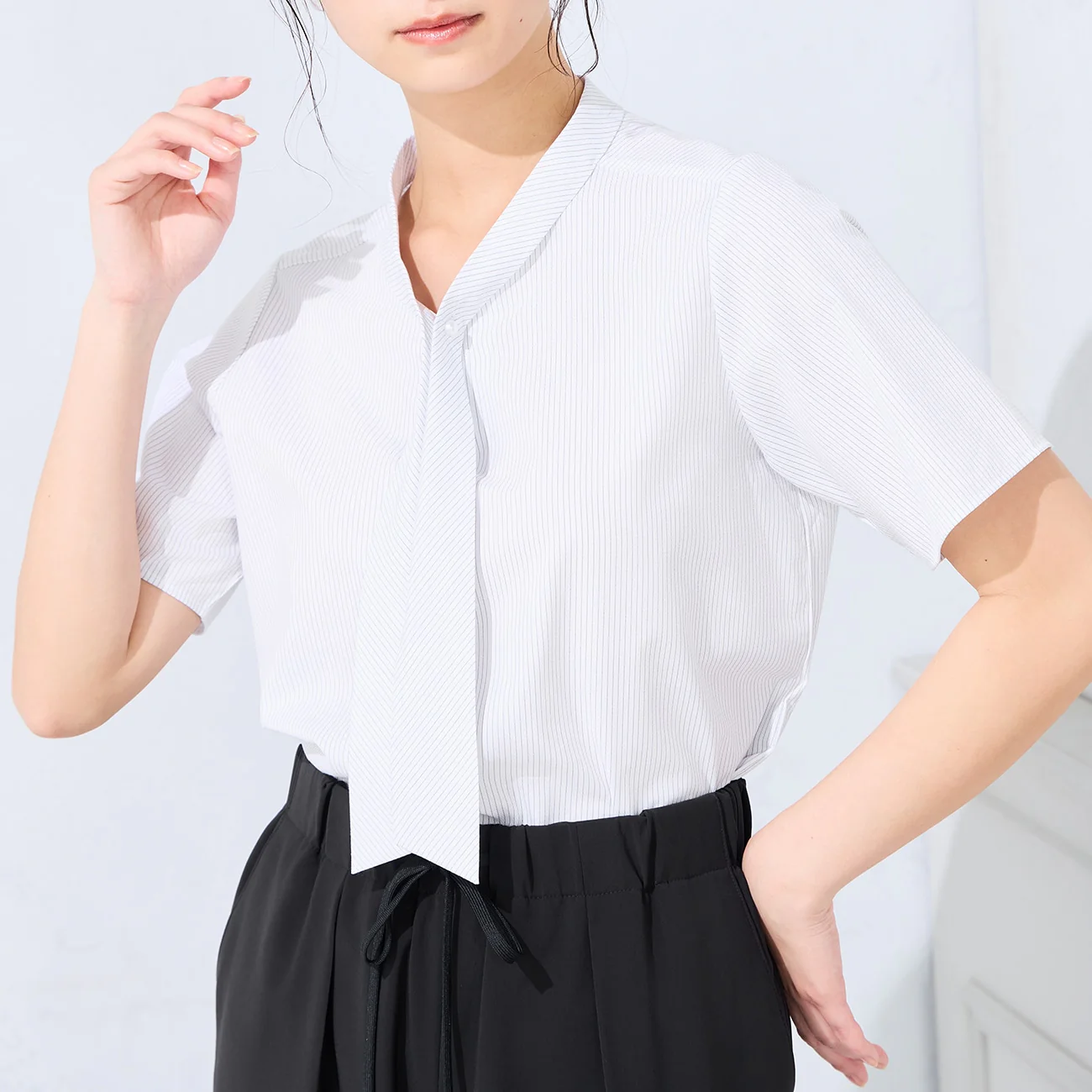 Women's Bamboo Rayon Striped Short Sleeve Bow Tie Shirt - White - Image 5