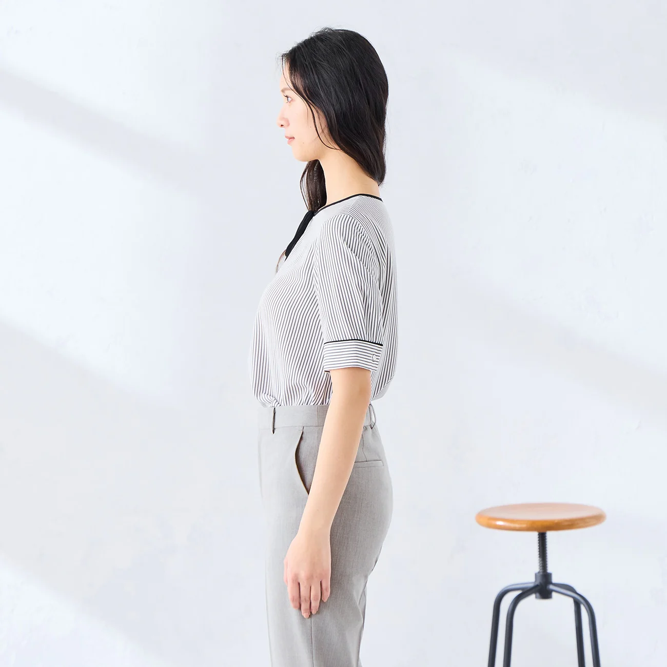 Short Sleeve Narrow Bow Tie Stripe Blouse - Image 14