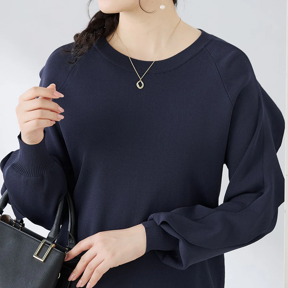 Ruffle-Sleeve Oversized Knit Pullover - Image 15