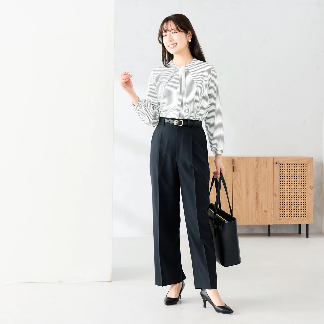 2-Way Blouse with Accessory - Image 12