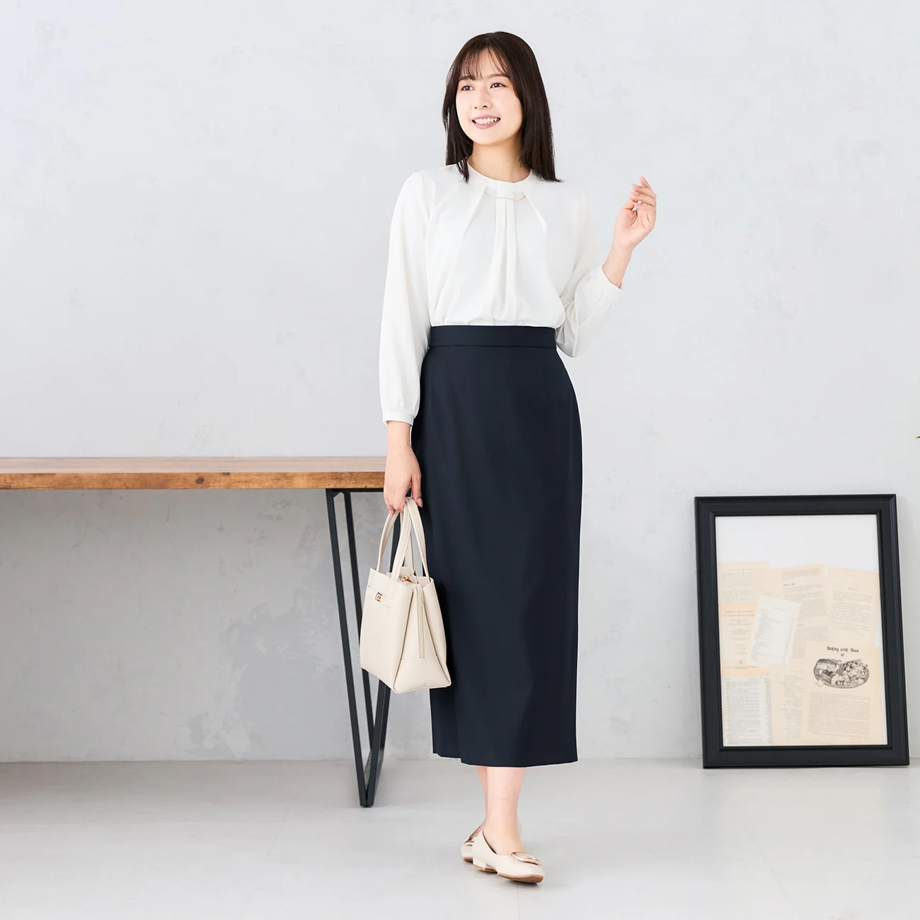 2-Way Blouse with Accessory - Image 27
