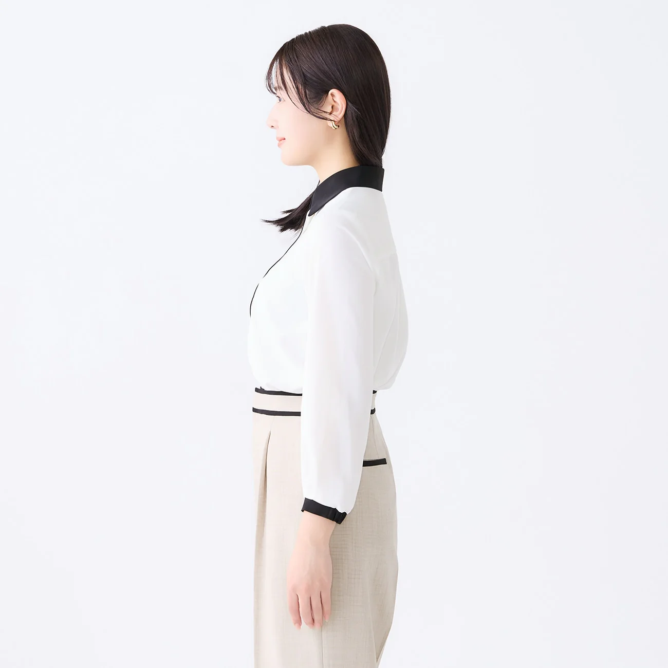 Cool Touch Stretch Point Collar Blouse - Image 15