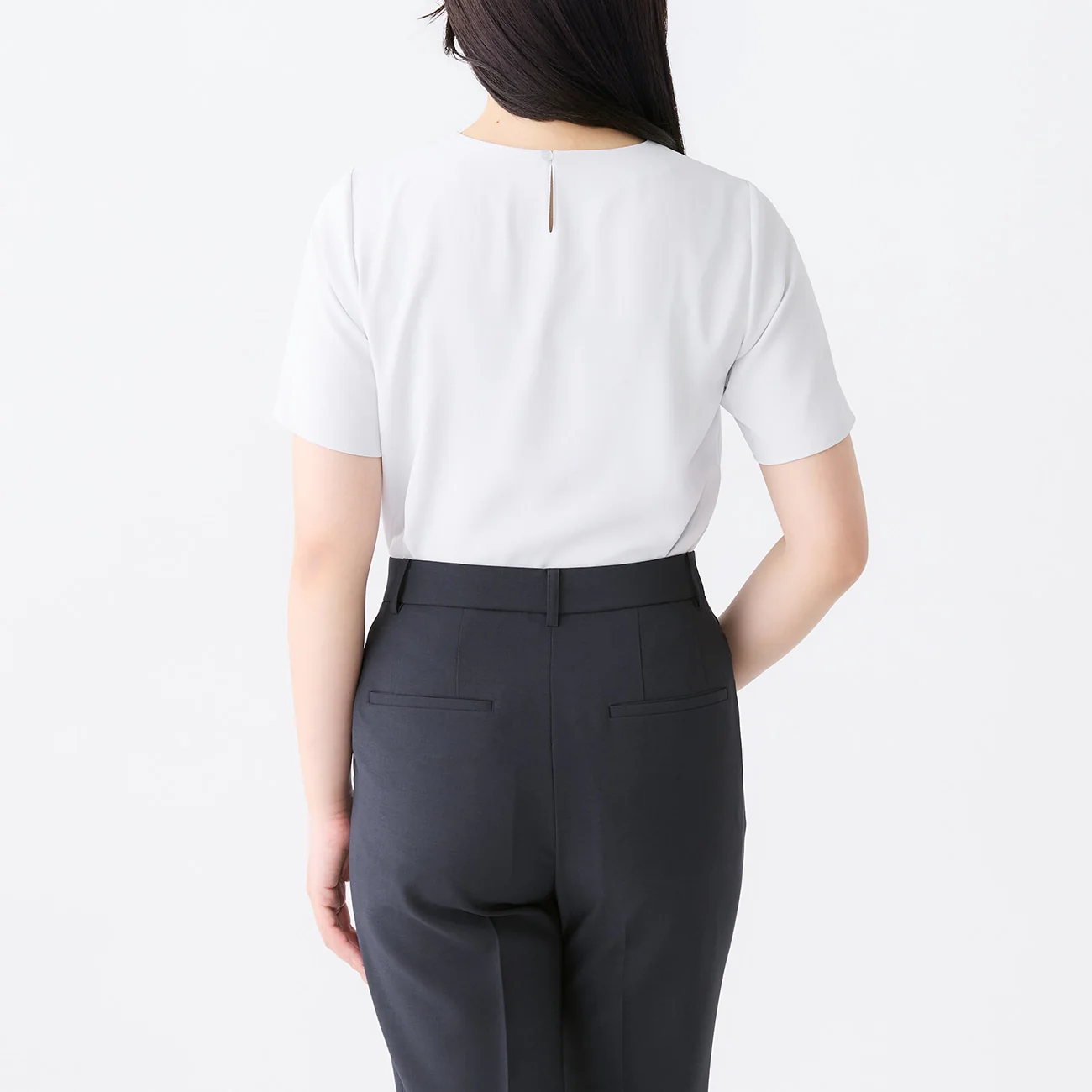 UV Protection Metal Accent Short Sleeve Blouse - Image 13