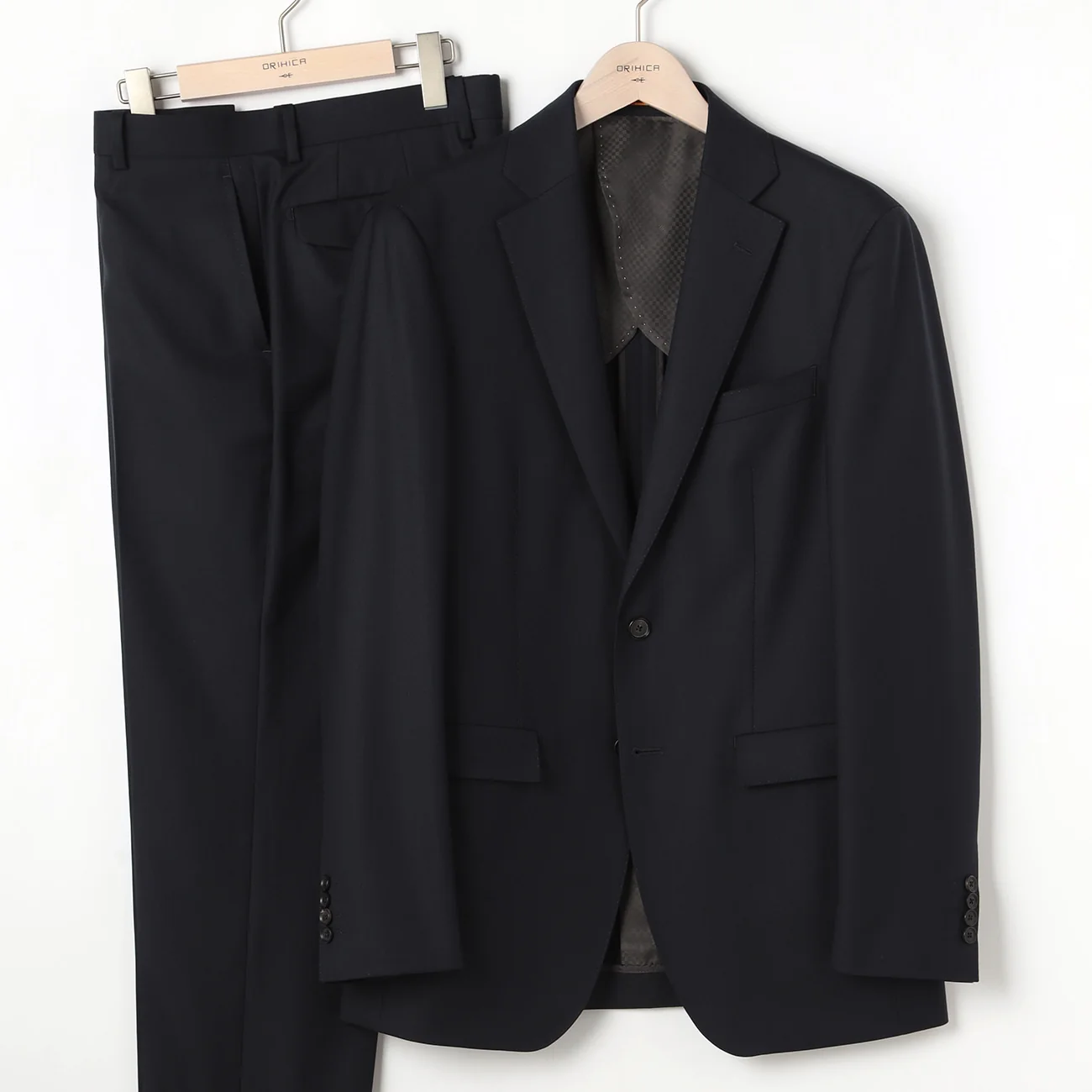 LUXE Line Super 150's 2-Button Suit - Navy