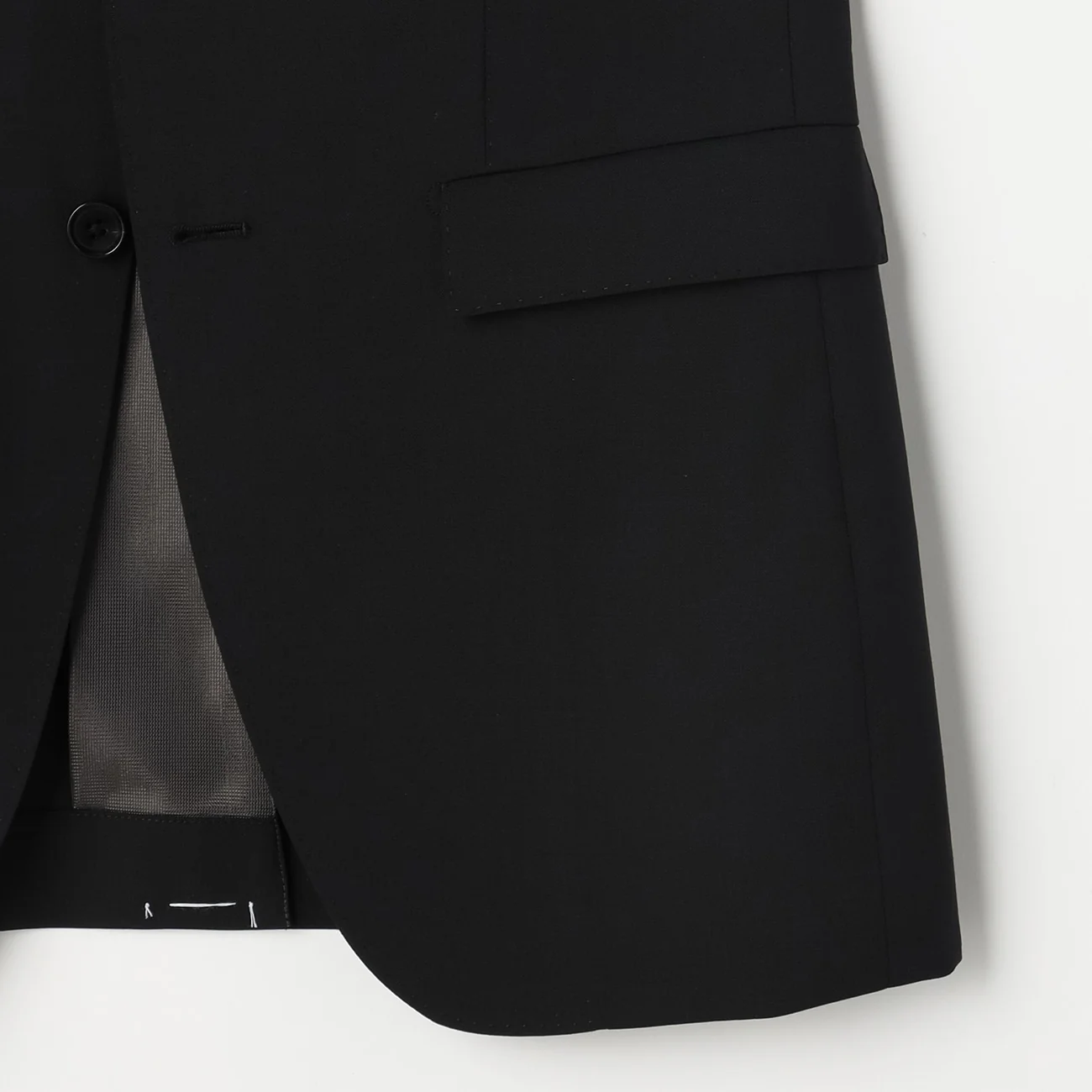 High Breathability Suit with Side Adjusters - Black - Image 5