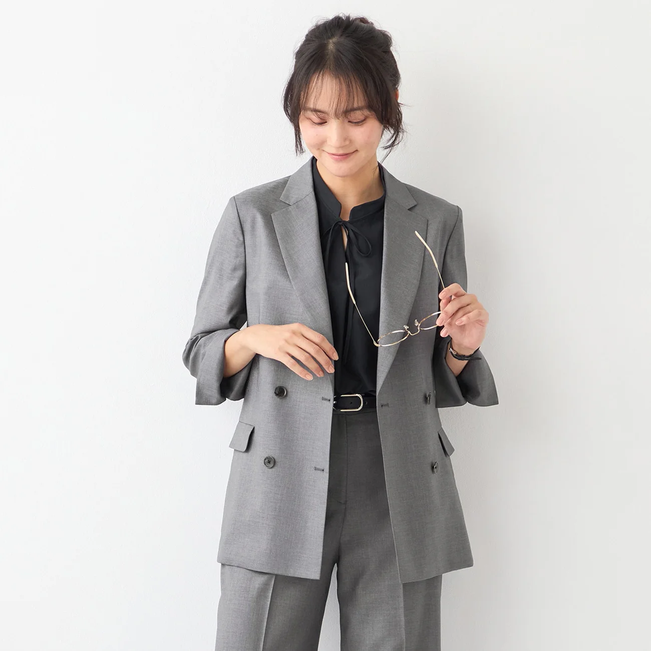 THE THIRD SUITS Linen-Like Cropped Sleeve Double-Breasted Jacket - Medium Gray - Image 3