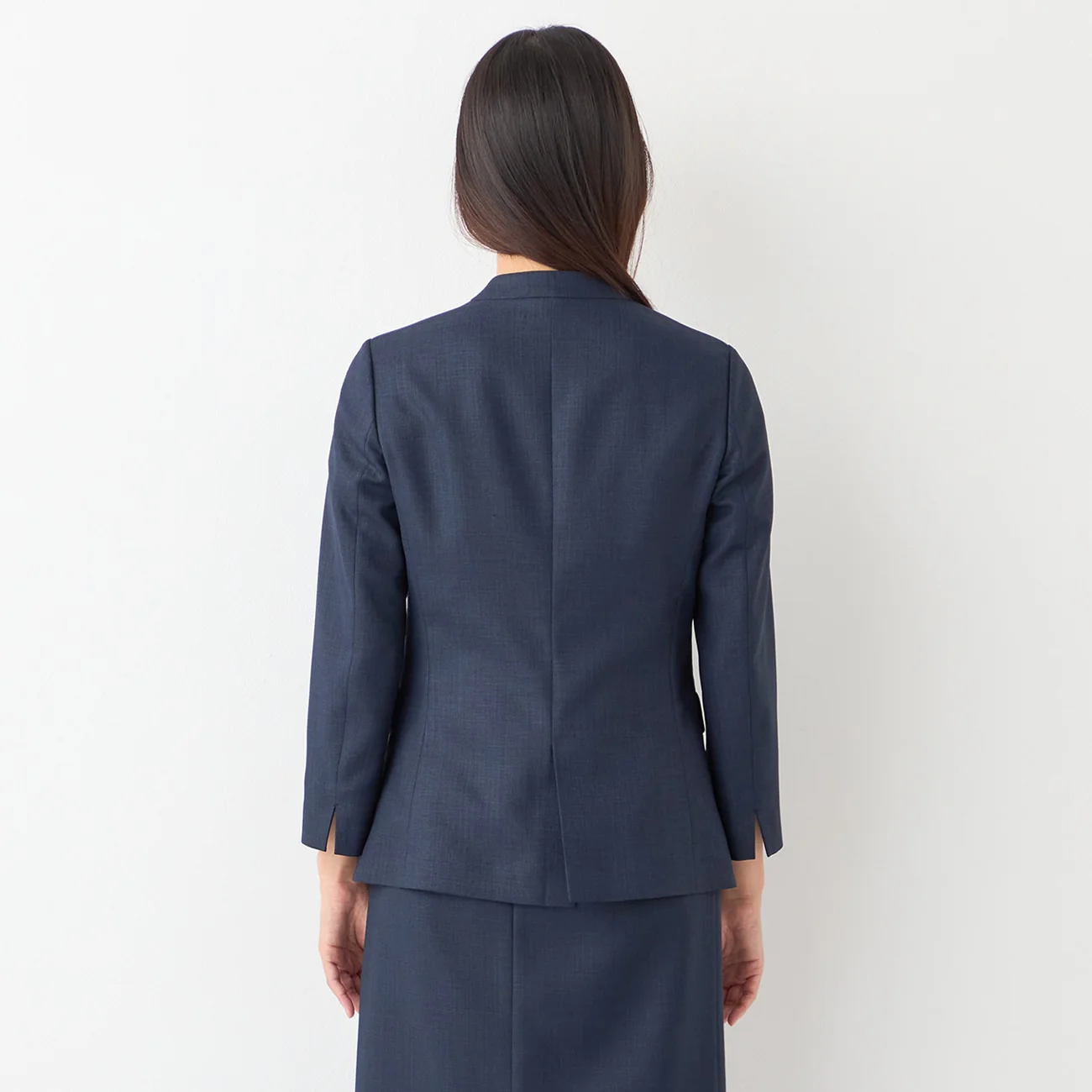 THE THIRD SUITS Linen-Like Cropped Sleeve Collarless Jacket - Navy - Image 17