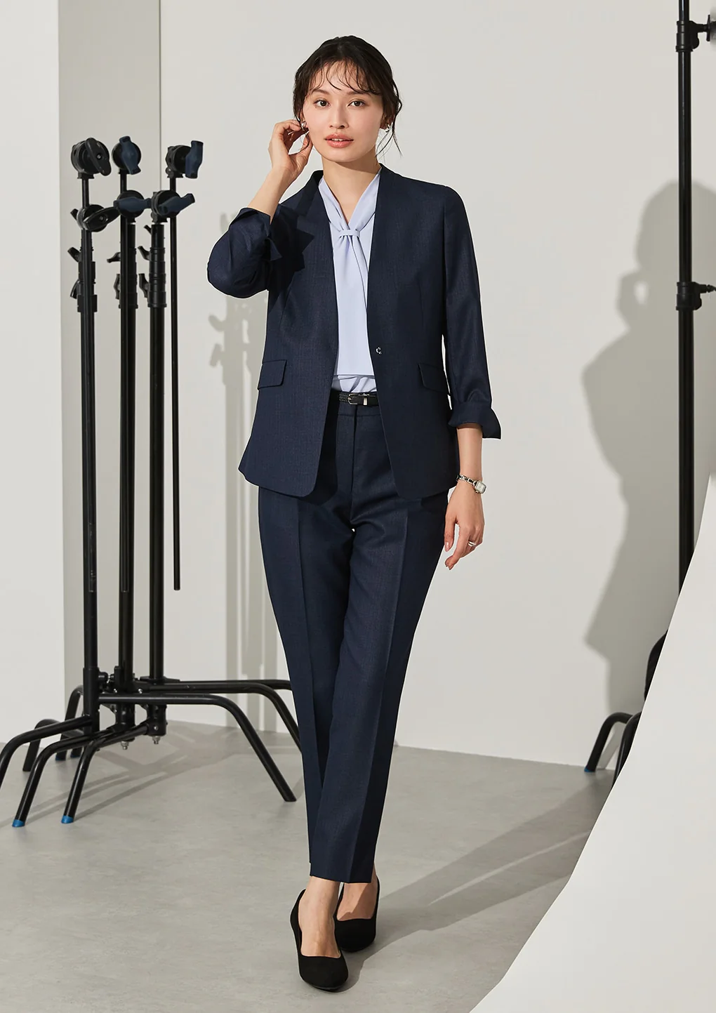 THE THIRD SUITS Linen-Like Cropped Sleeve Collarless Jacket - Navy - Image 30