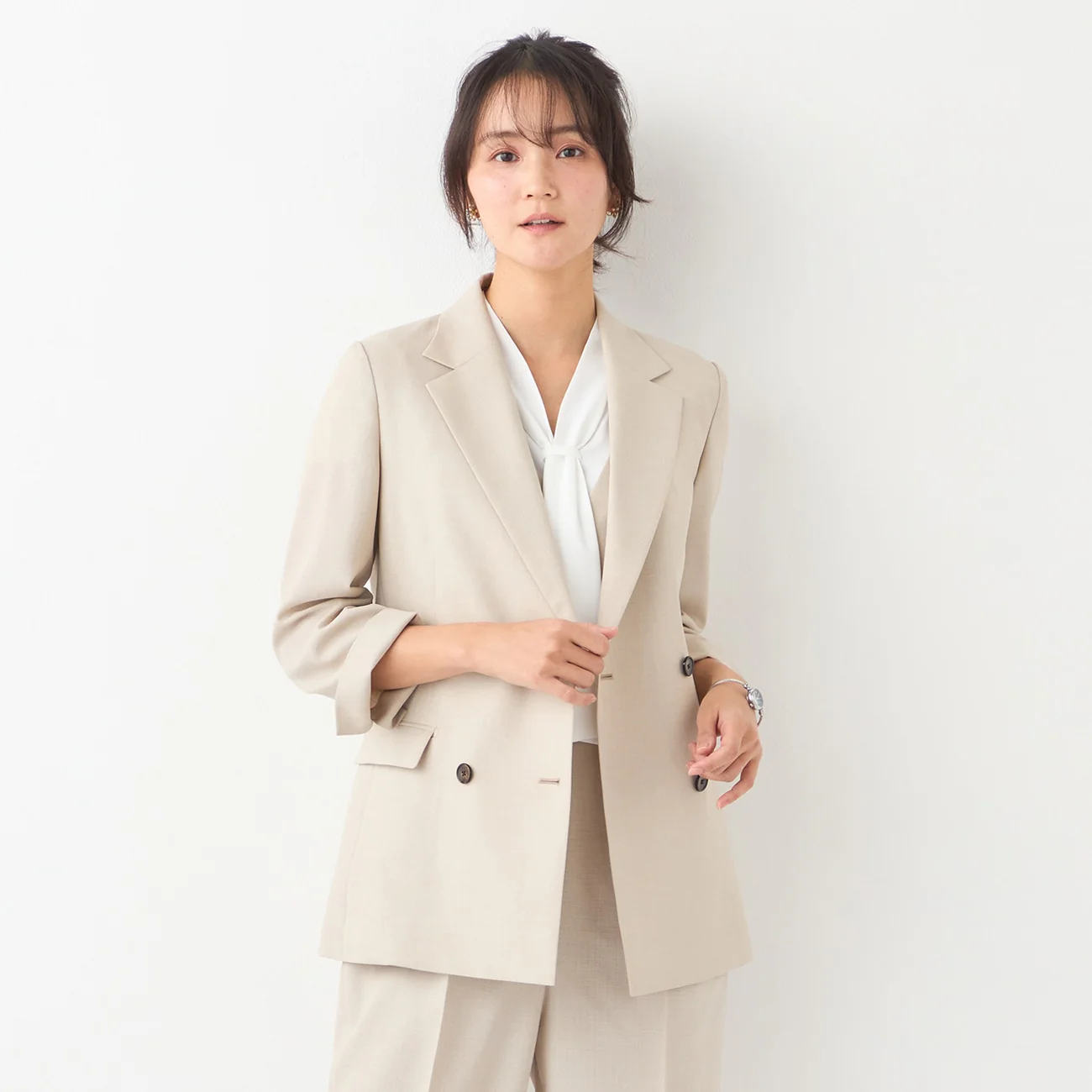 THE THIRD SUITS Linen-Like Cropped Sleeve Double-Breasted Jacket - Beige - Image 15