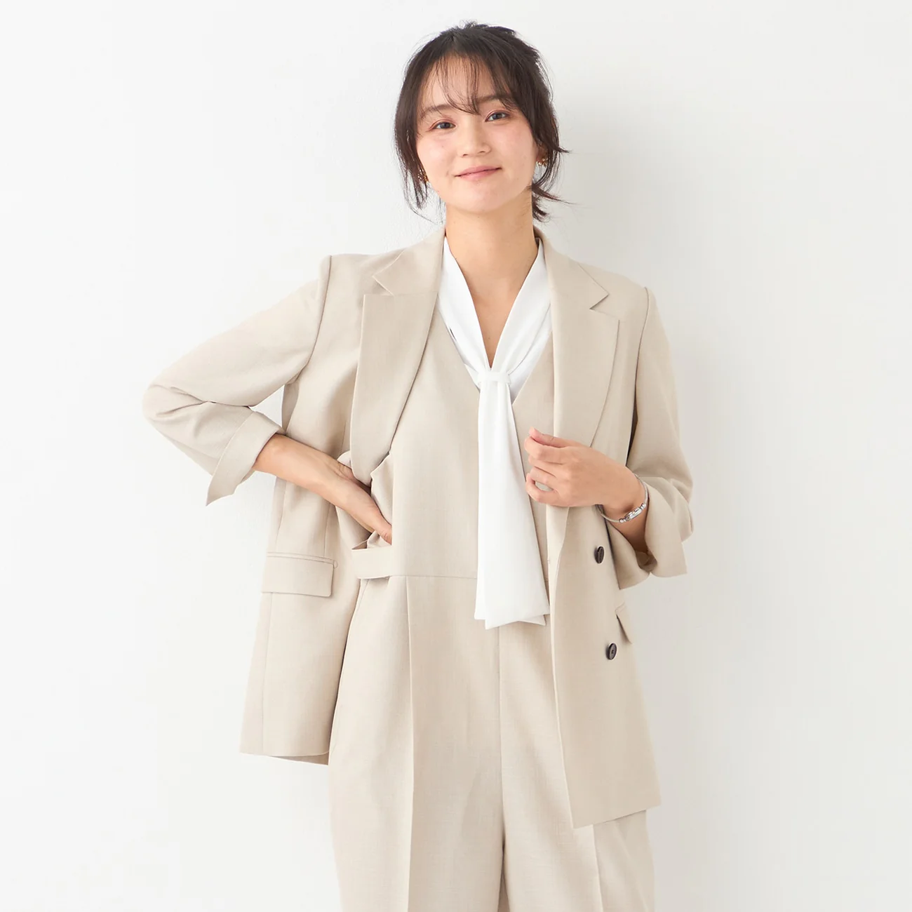 THE THIRD SUITS Linen-Like Cropped Sleeve Double-Breasted Jacket - Beige - Image 16