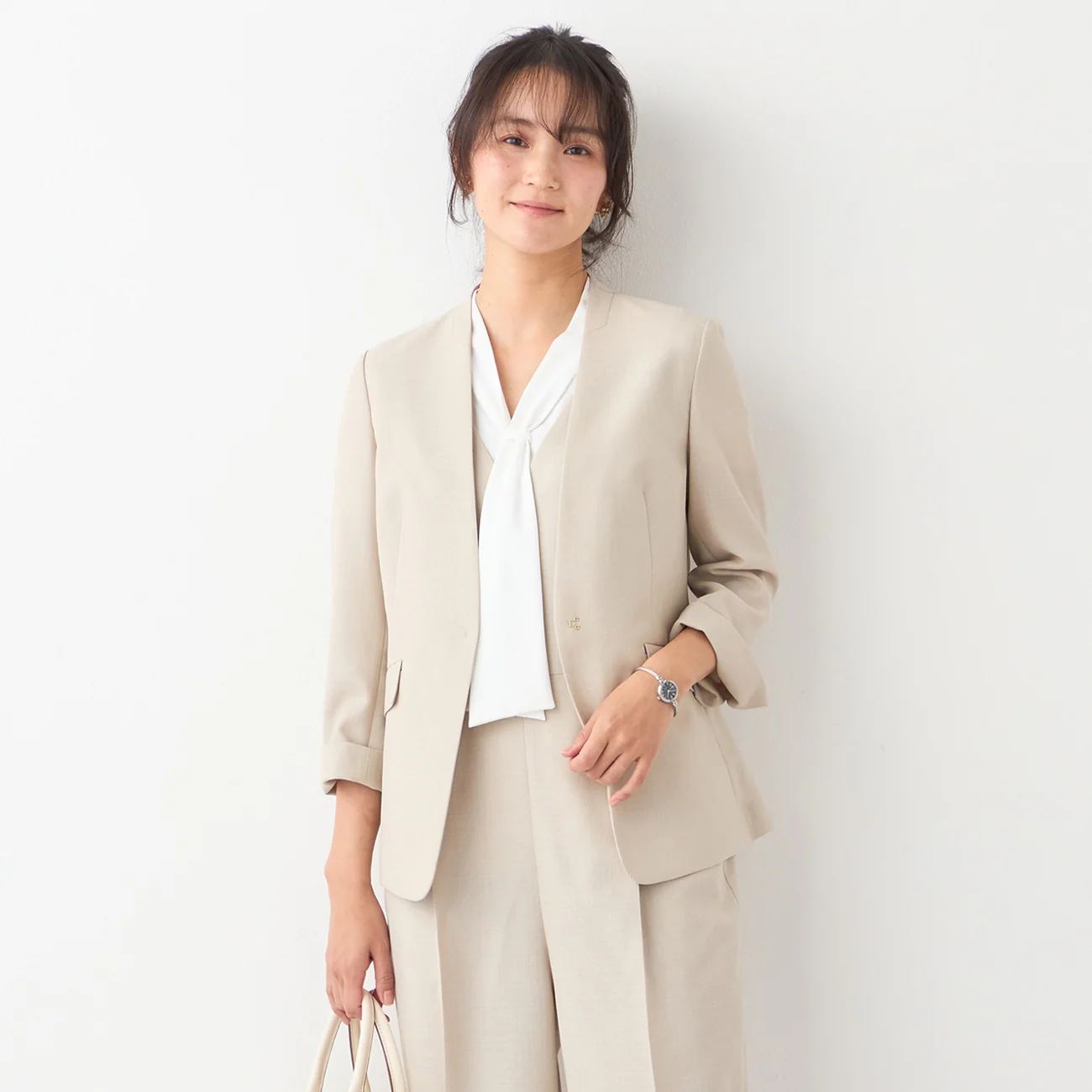 THE THIRD SUITS Linen-Like Cropped Sleeve Collarless Jacket - Beige - Image 18