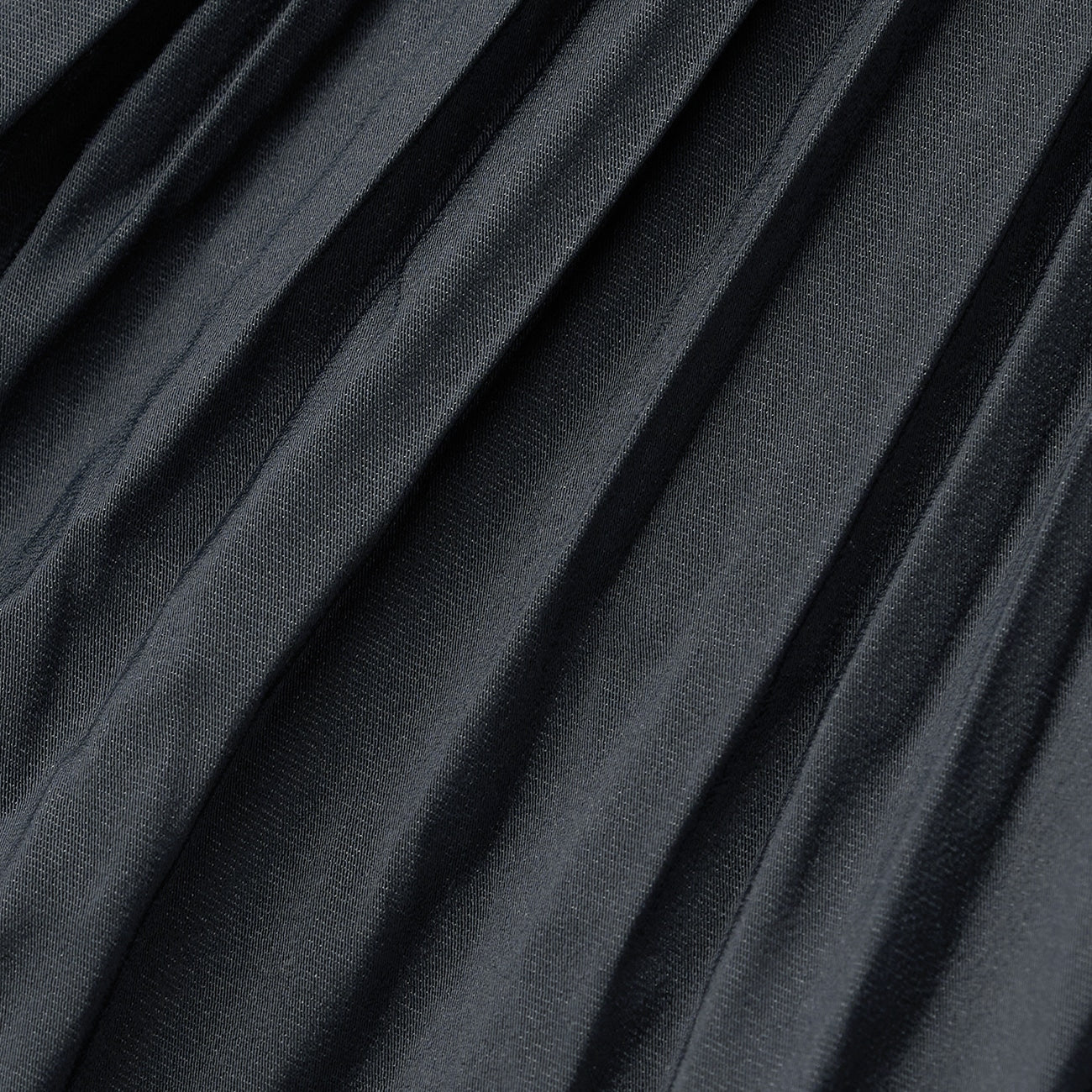 CITY TAILORED Long Pleated Skirt - Image 7