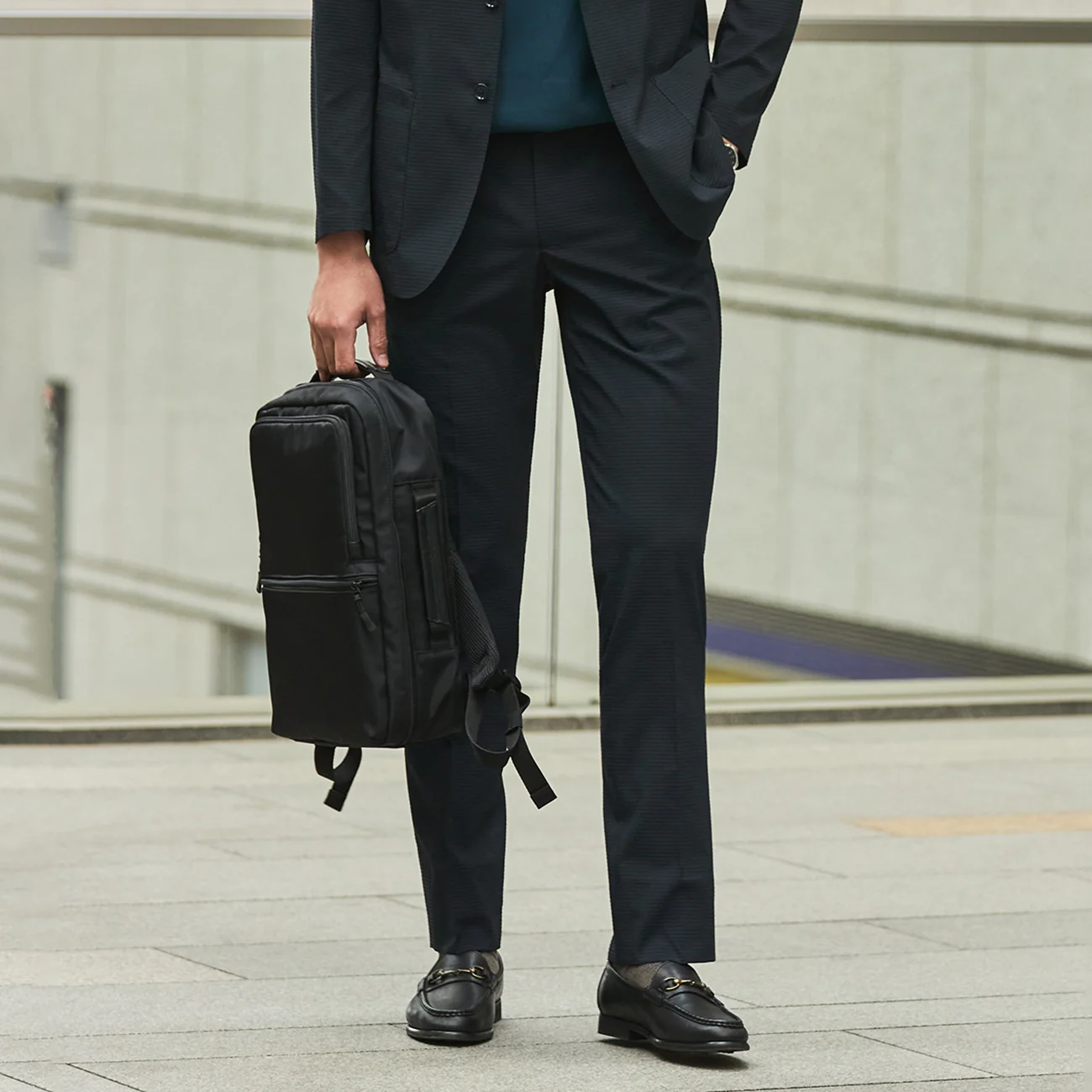 THE THIRD SUITS Japanese Fabric High-Breathability Seersucker Pants - Navy - Image 2