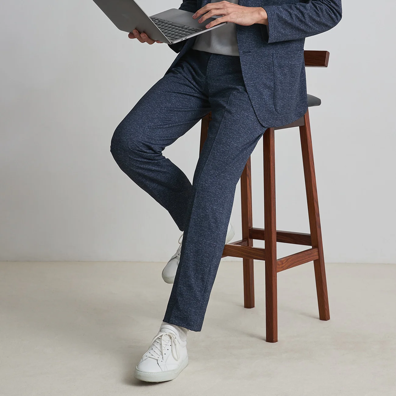 THE THIRD SUITS Japanese Fabric High-Breathability Denim-Like Pants - Navy