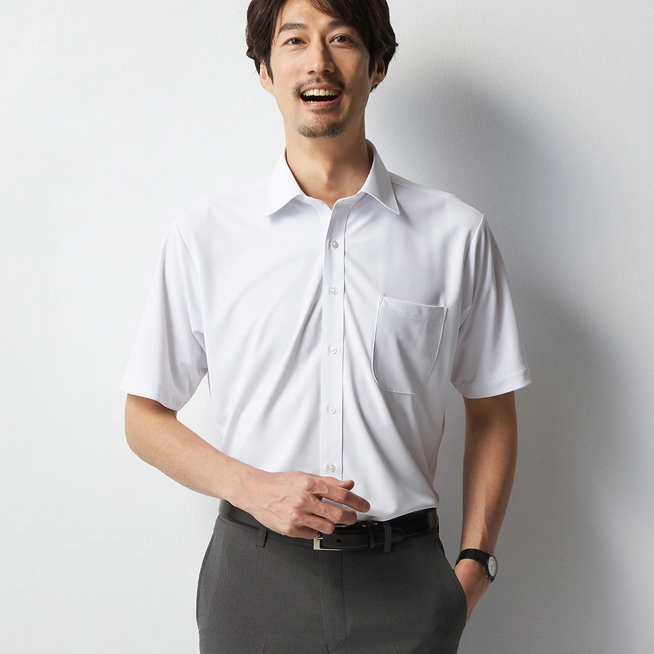 Super Non-Iron DRYDRY Short Sleeve Spread Collar Shirt - White