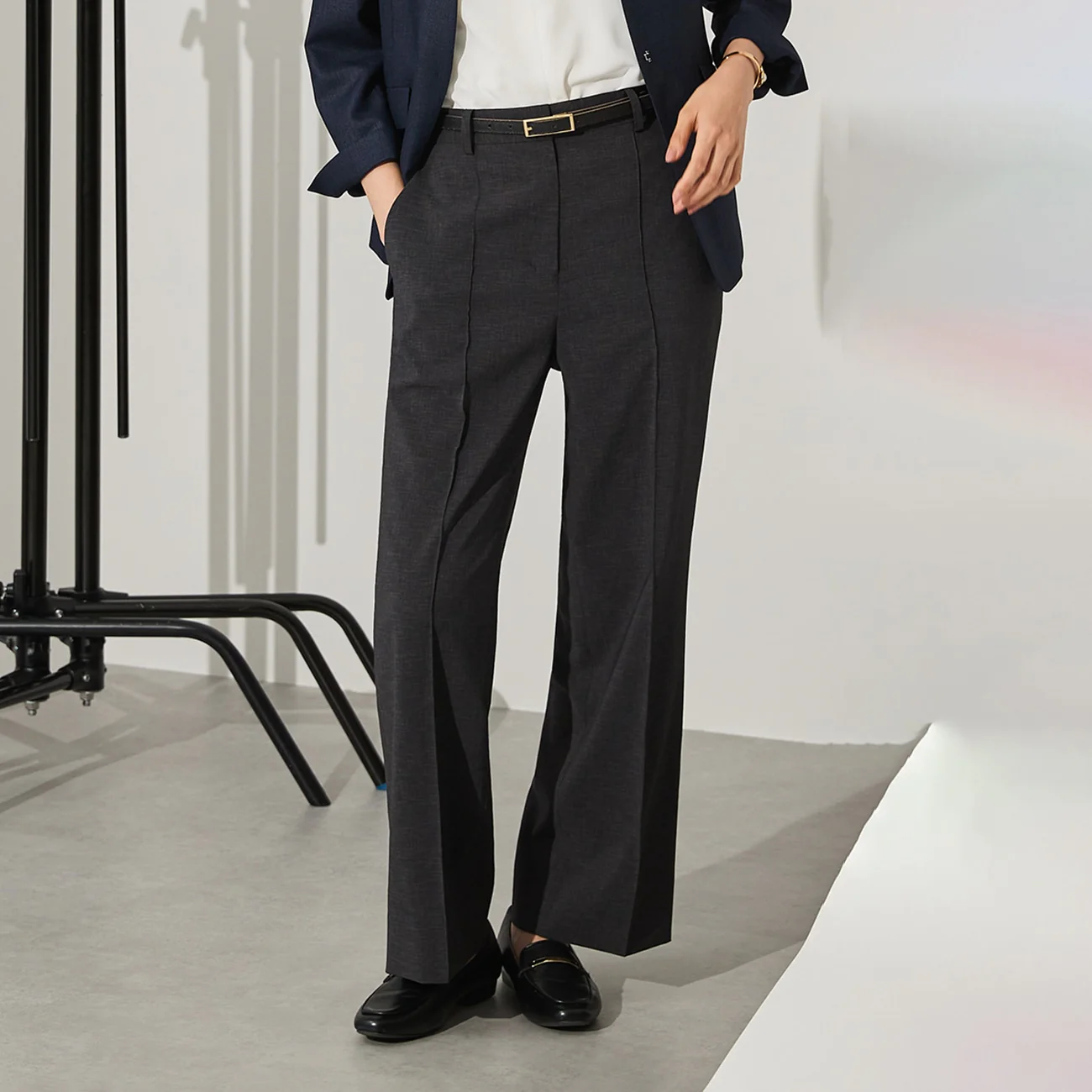 Flamingo Airy Wide Pants - Charcoal Gray - Image 3