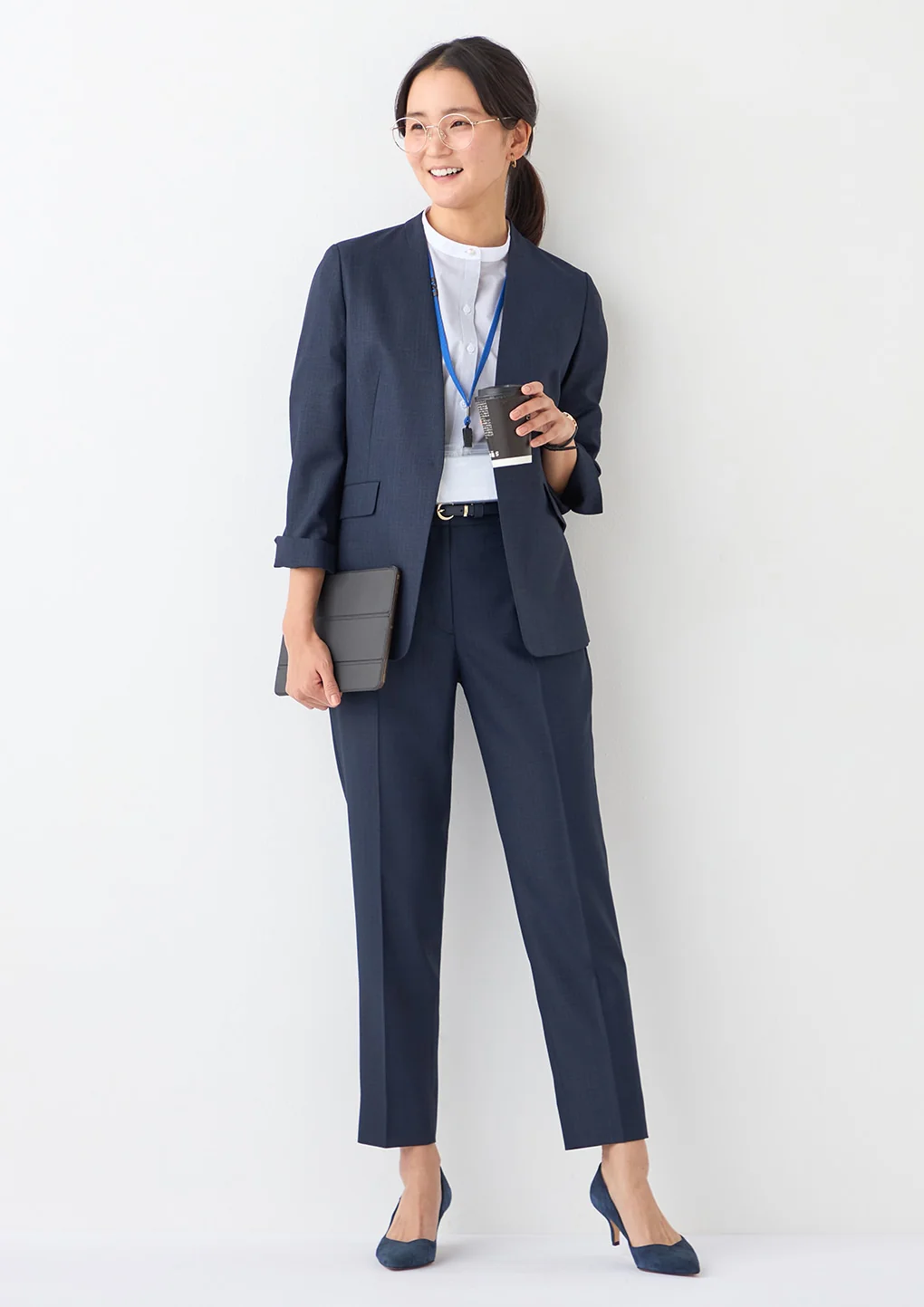 THE THIRD SUITS Linen-Like Cropped Pants - Navy - Image 15