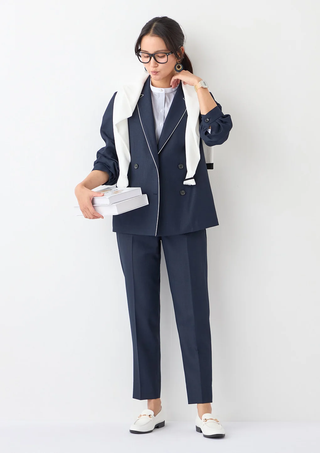 THE THIRD SUITS Linen-Like Cropped Pants - Navy - Image 16