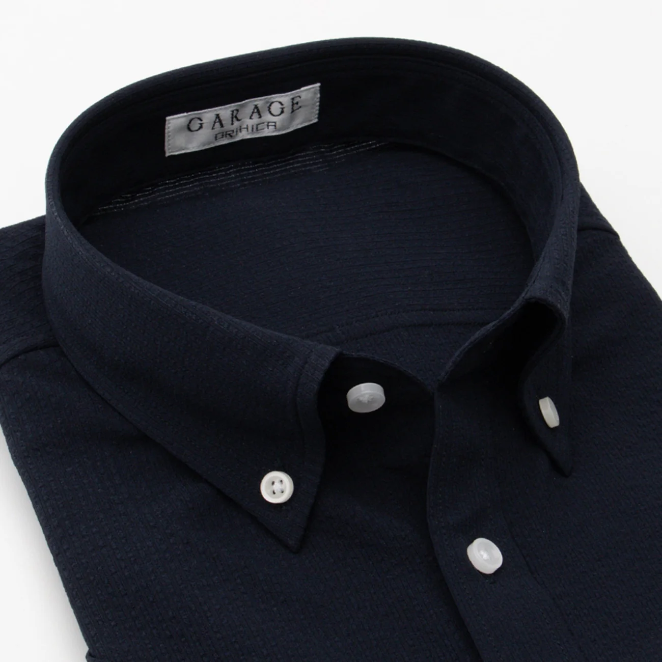 Business Casual Seersucker Short Sleeve Button-Down Shirt - Image 6