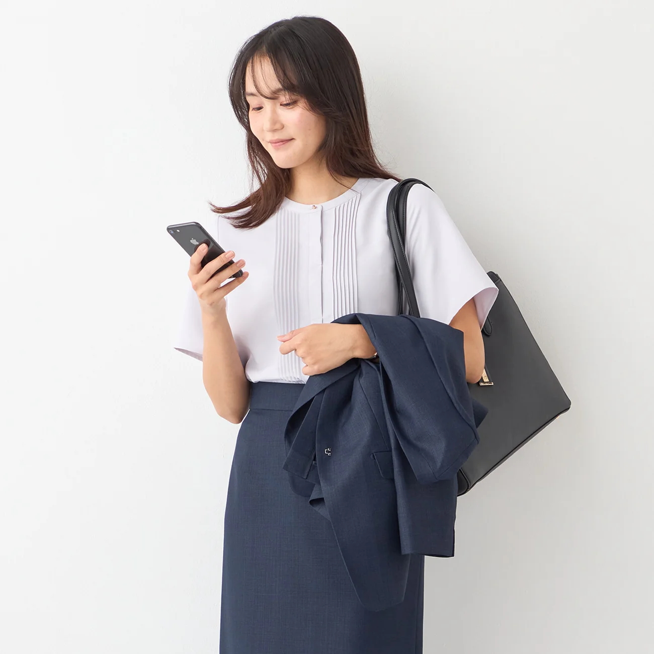 VEIL Pintuck Blouse - Image 28