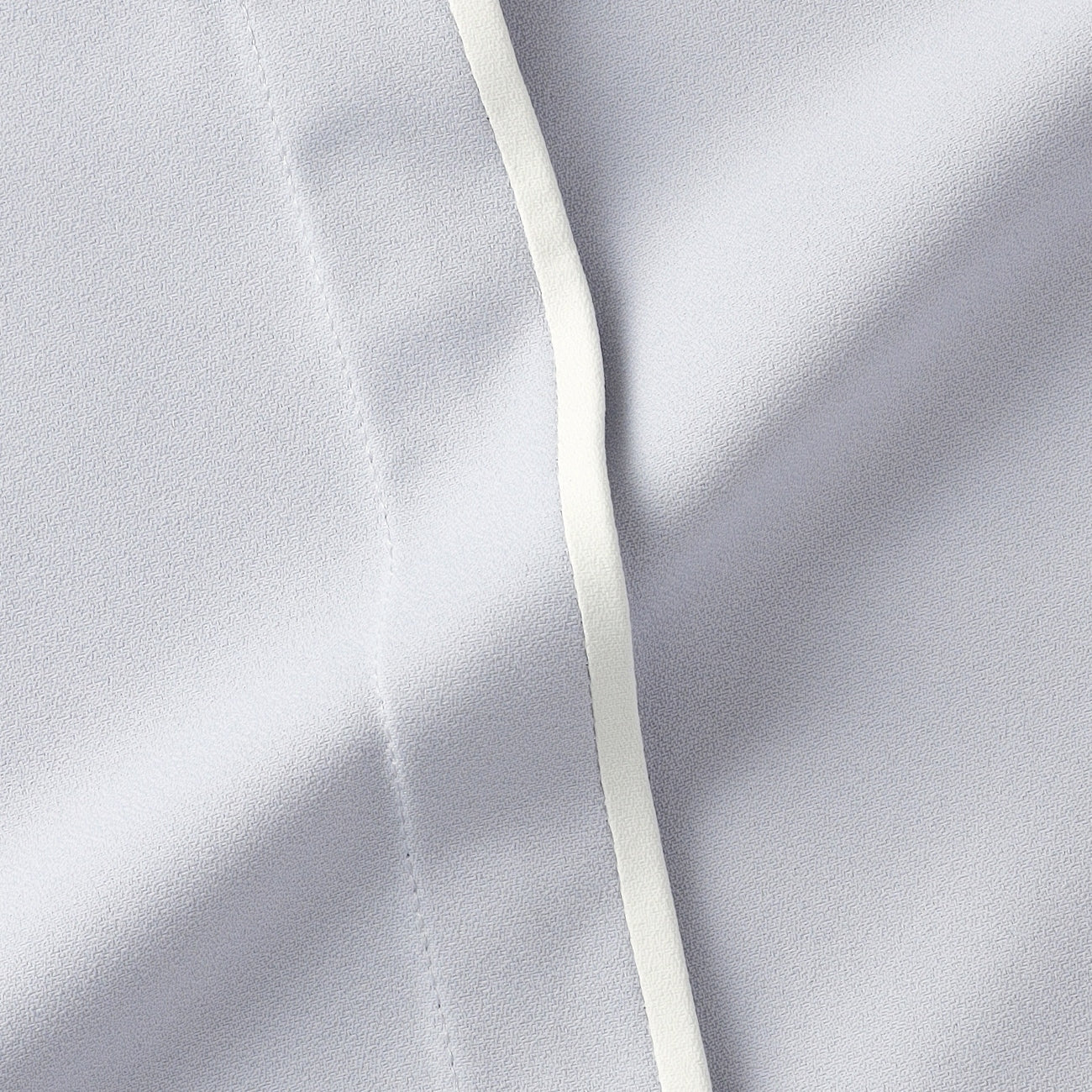 VEIL Contrast Point Collar Blouse - Image 9