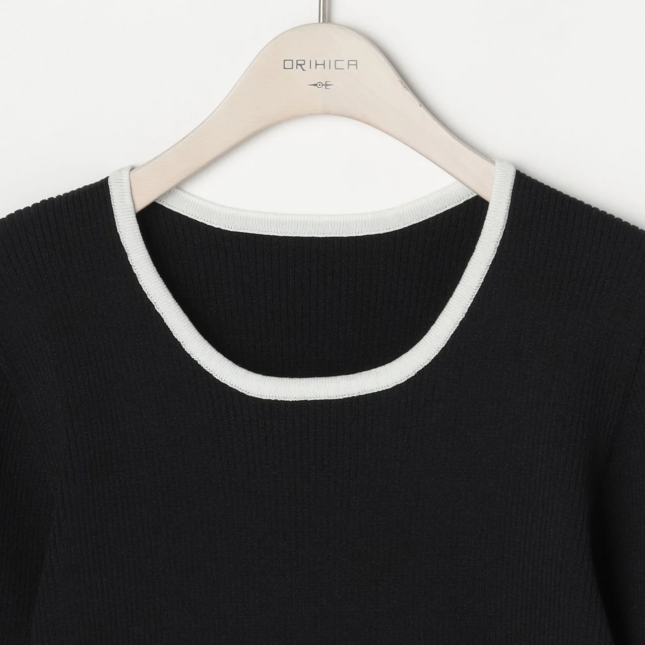 Color-Block Knit Pullover - Image 7