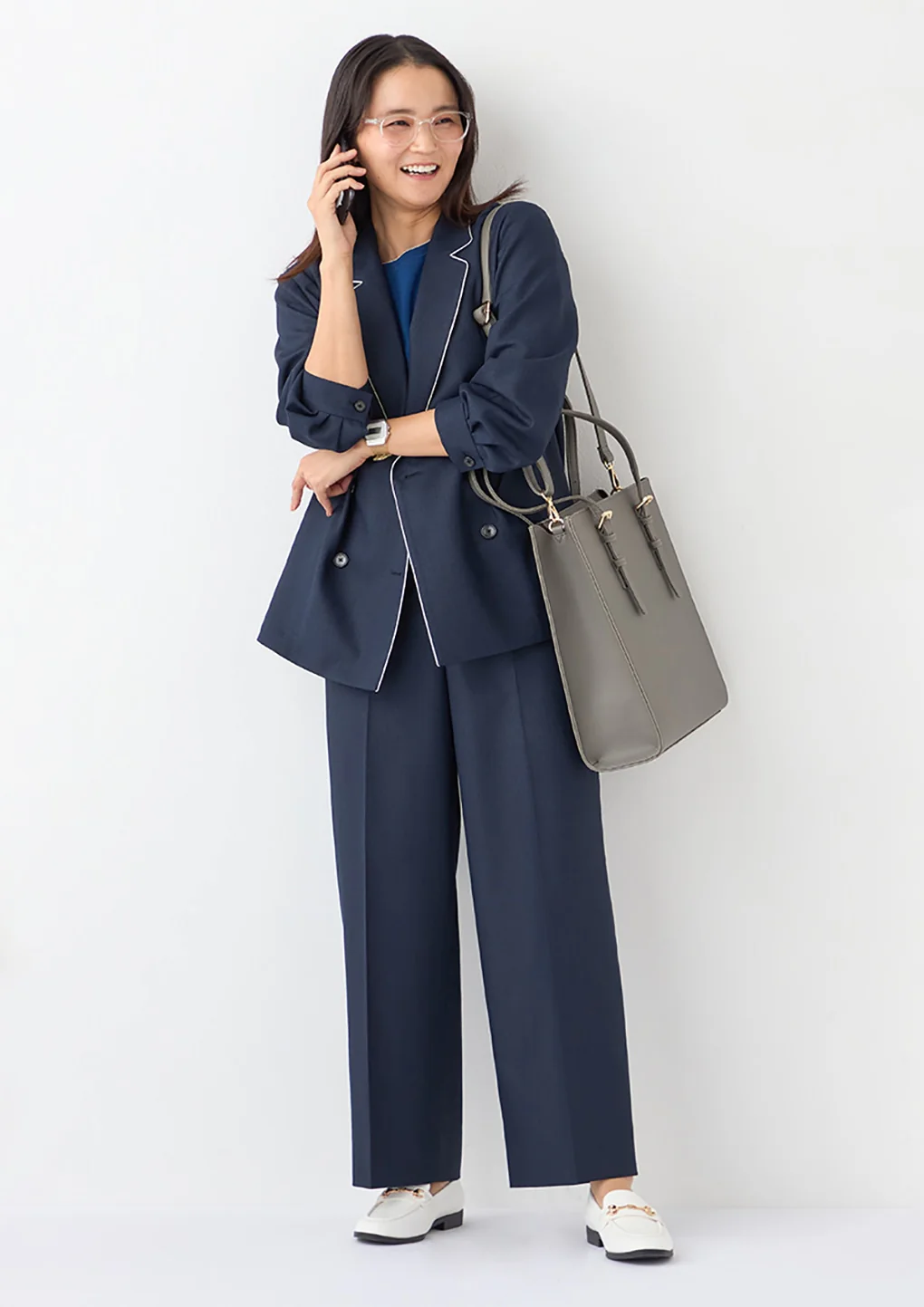 Contrast Collar Knit T-Shirt - Image 26