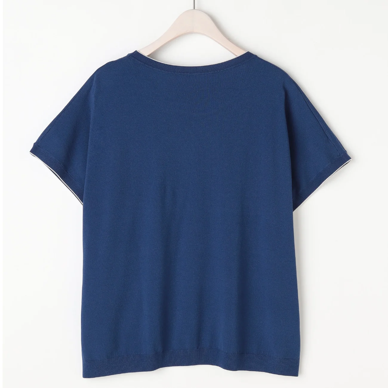 Contrast Collar Knit T-Shirt - Image 9